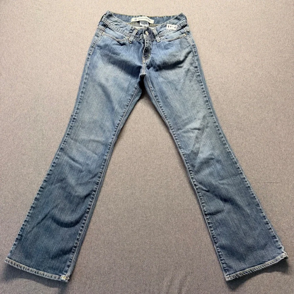 GAP Ultra Low Rise Stretch Jeans Womens 4 Medium Wash Bootcut Denim 218465
